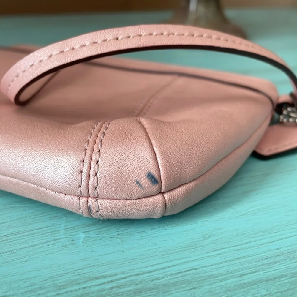 Coach Wristlet - Picture 4 of 5